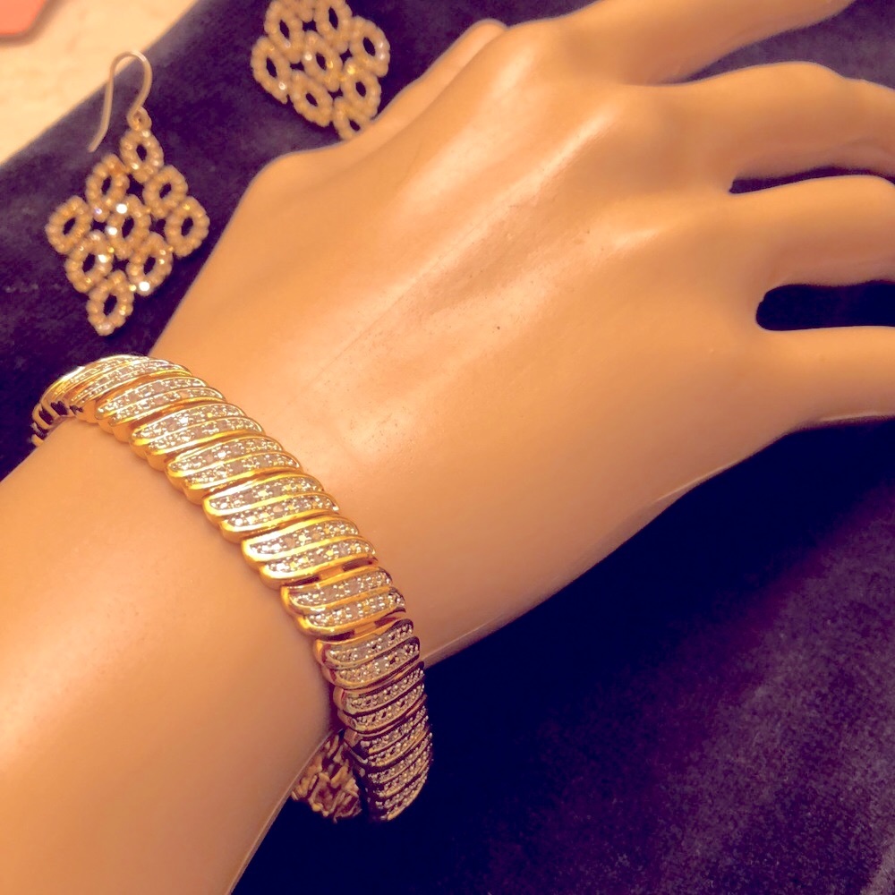 🌸SALE—1.00ctw DIAMOND Bracelet - Picture 3 of 5